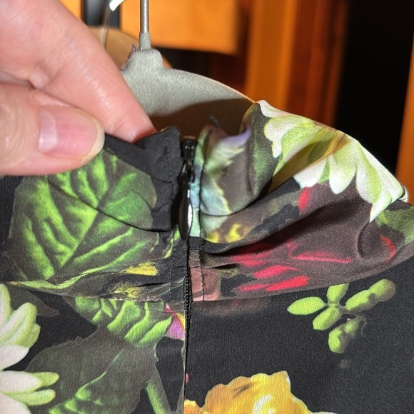 Ted Baker Robyne Oil Painting Floral Cowl Neck Midi Dress Size 1 / US 4 - Picture 14 of 15